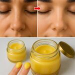 Comment appliquer l’huile de coco sur les cheveux pour éviter qu’ils ne deviennent trop fins, blancs et ne tombent